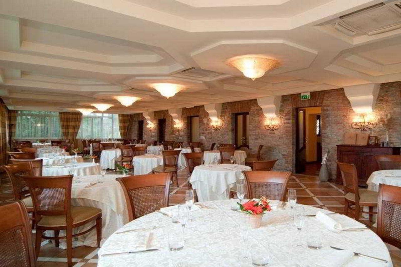 Hotel Perusia Perugia Étterem fotó